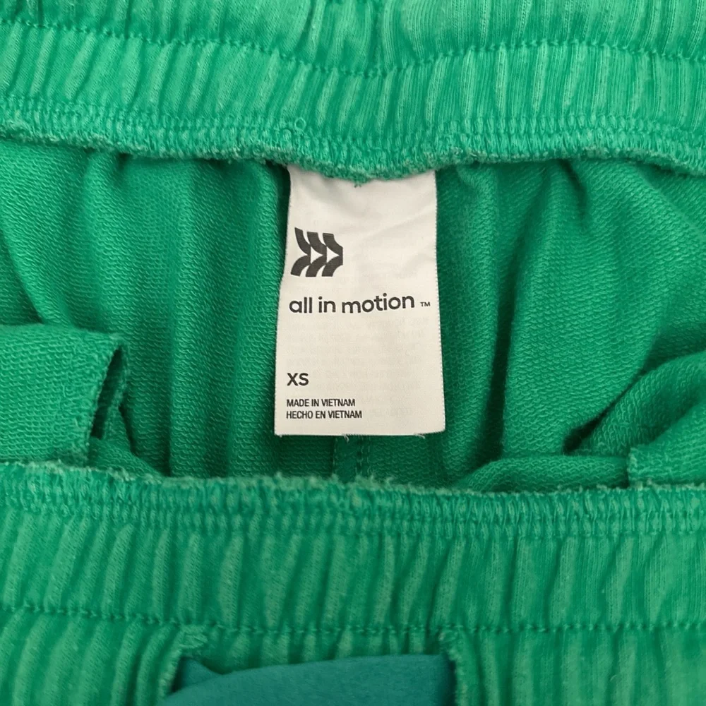 All in Motion Teal Active Shorts - Picture 2 of 2